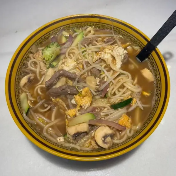 RAMEN  de TERNERA
