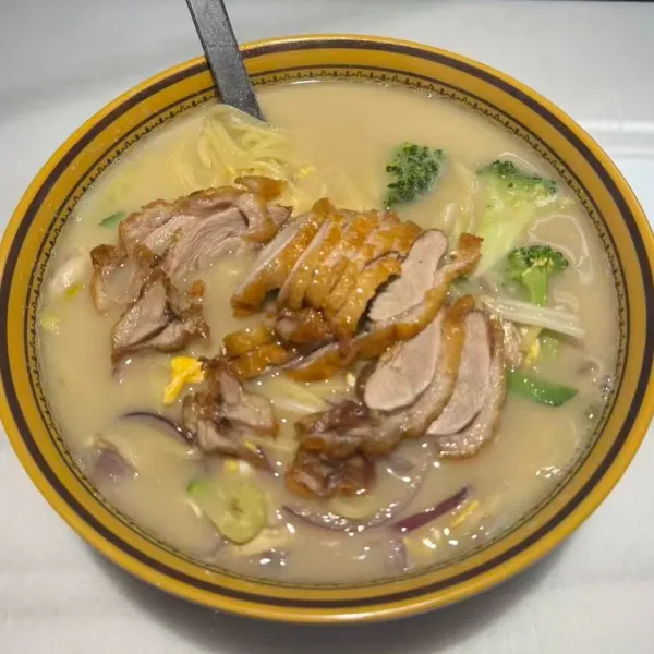 RAMEN DE PATO
